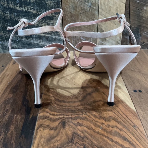 Prada satin heels - beautiful condition! - Picture 6 of 8